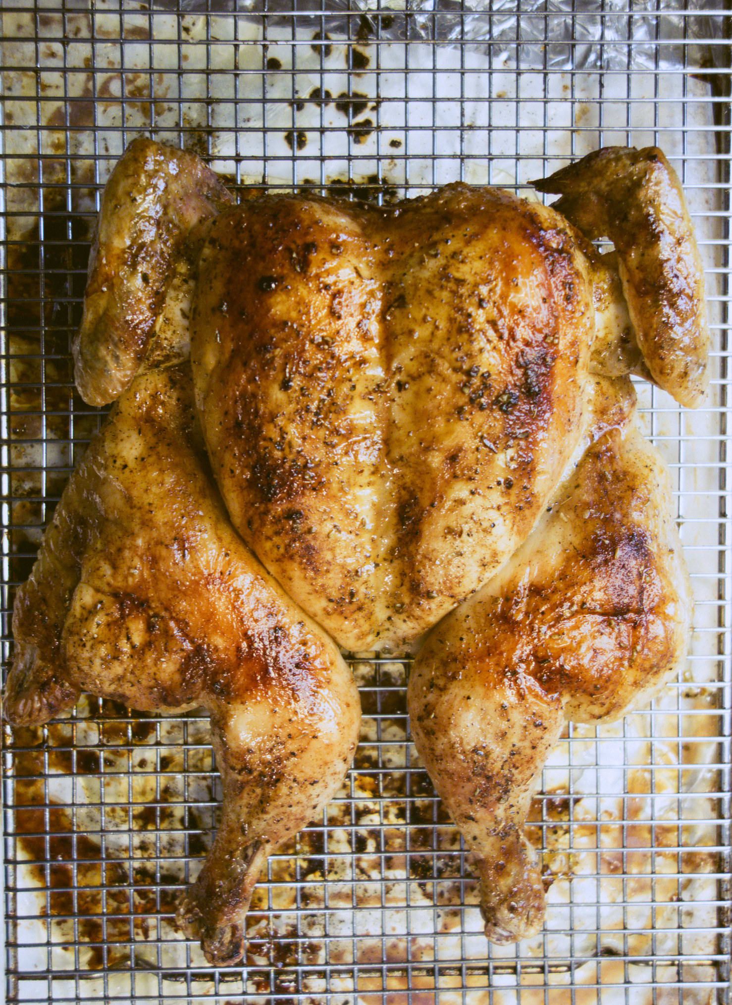 ترفندهای پخت مرغ ،باز کردن مرغ قبل از بریانی کردن آن
