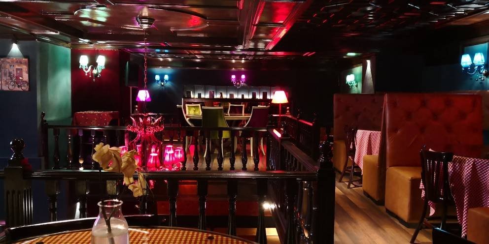  عکس کافه های مینیمال تهران