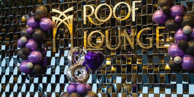 کافه رستوران روف لانژ | جایی برای تولد گرفتن، فوتبال دیدن و خوردن غذاهای لذیذ