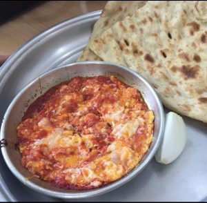 املتخوری